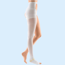 Чулки антиэмболические с застежкой на талии Mediven STRUVA 23 - белые918